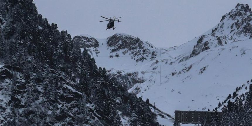 Lavina u francuskim alpama, Foto: Hina Lavina u francuskim alpama, Foto: Hina