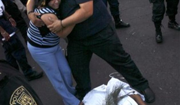 Mexico City – pregaženi ljudi (Foto: AP)