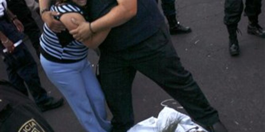 Mexico City – pregaženi ljudi (Foto: AP) Mexico City – pregaženi ljudi (Foto: AP)