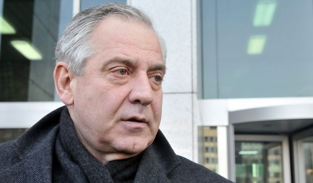 Zagreb, 270112.
Zgrada Zagrepcanka.
Zupanijsko drzavno odvjetnistvo.
Ispitivanje bivseg premijera RH, Ive Sanadera pred USKOK-ovim istraziteljima u aferi HEP-TLM u kojoj je odnedavno osumnjicen u slucaju prodaje jeftine struje sibenskom TLM-u i mostarskom