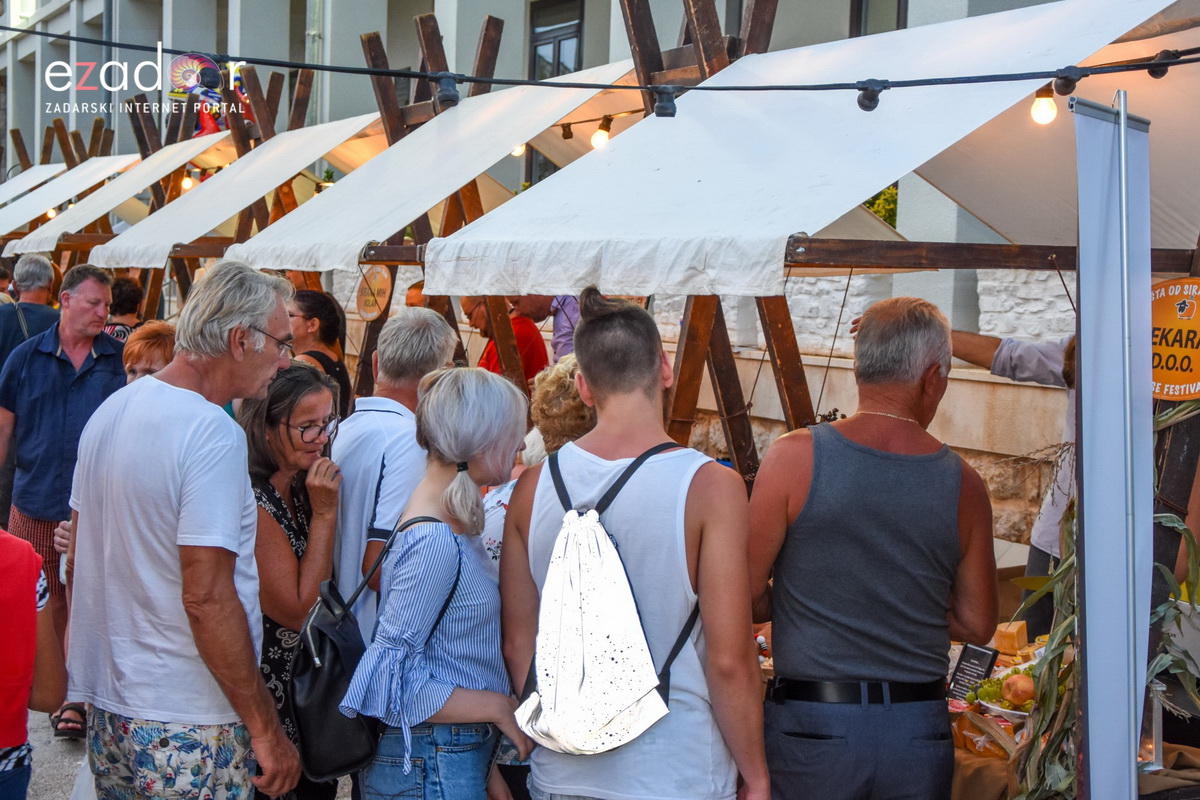 4. Fešta od sira u Kolanu