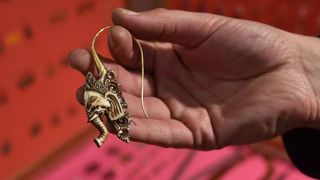 U Domu branitelja poceo 14. HAND MADE FEST – Festival rucnih izrada, mastovitosti i dizajna. I ove se godine u svih 5 dvorana Doma branitelja, 200-ak izlagaca, od kojih i 20% muskaraca, tri dana promice i promovira jedinstvene vrijednosti rucnih izrada, p U Domu branitelja poceo 14. HAND MADE FEST – Festival rucnih izrada, mastovitosti i dizajna. I ove se godine u svih 5 dvorana Doma branitelja, 200-ak izlagaca, od kojih i 20% muskaraca, tri dana promice i promovira jedinstvene vrijednosti rucnih izrada, p