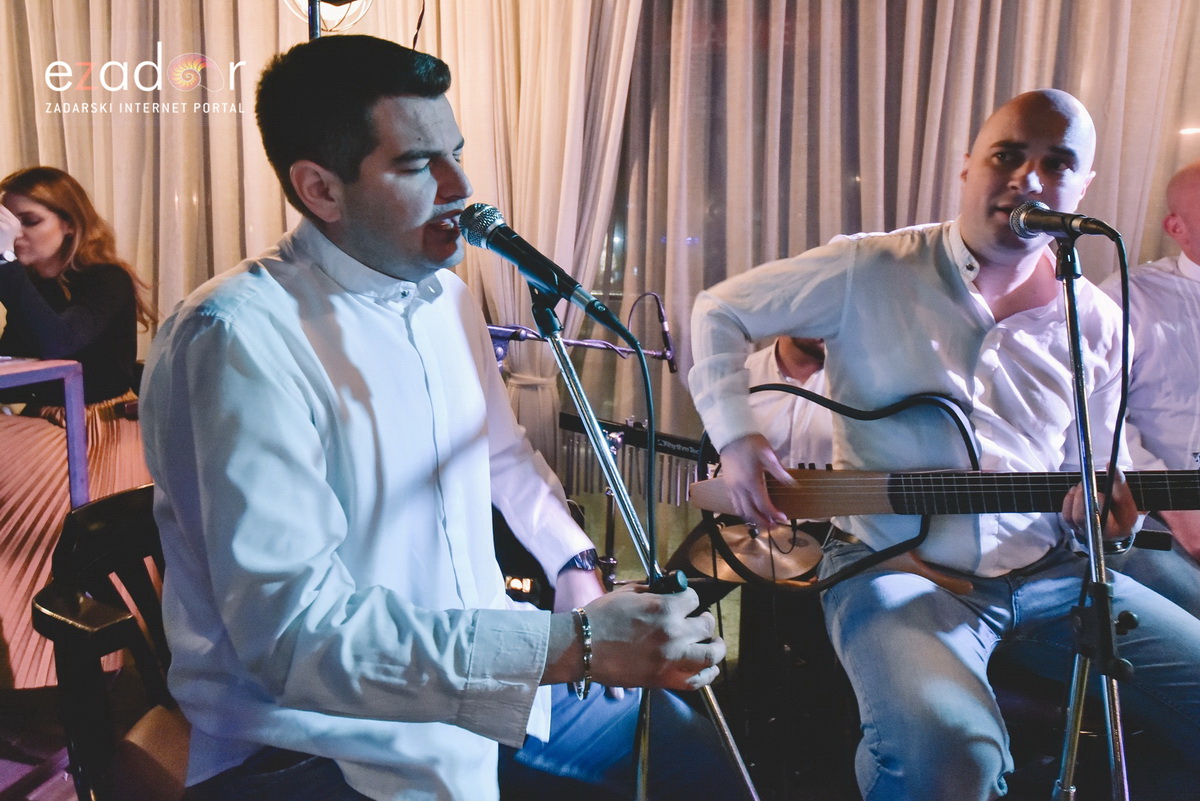 Uskrs u Harbor Cookhouse & Clubu uz klapu Iskon Uskrs u Harbor Cookhouse & Clubu uz klapu Iskon