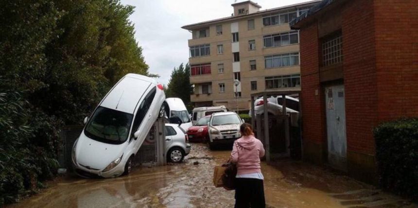 Poplava u Livornu Poplava u Livornu
