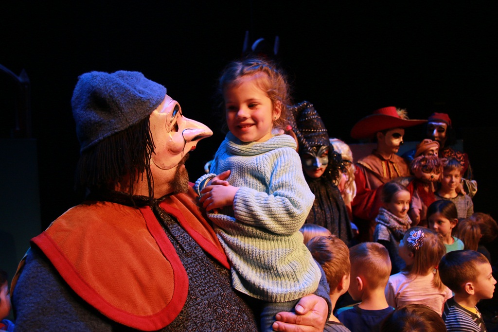 Svjetski dan lutkarstva uz predstavu “Mačak u čizmama” Svjetski dan lutkarstva uz predstavu “Mačak u čizmama”