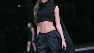 U trgovackom centru West gate sinoc zapoceo modni dogadjaj Nivea Cro A Porter. U trgovackom centru West gate sinoc zapoceo modni dogadjaj Nivea Cro A Porter.