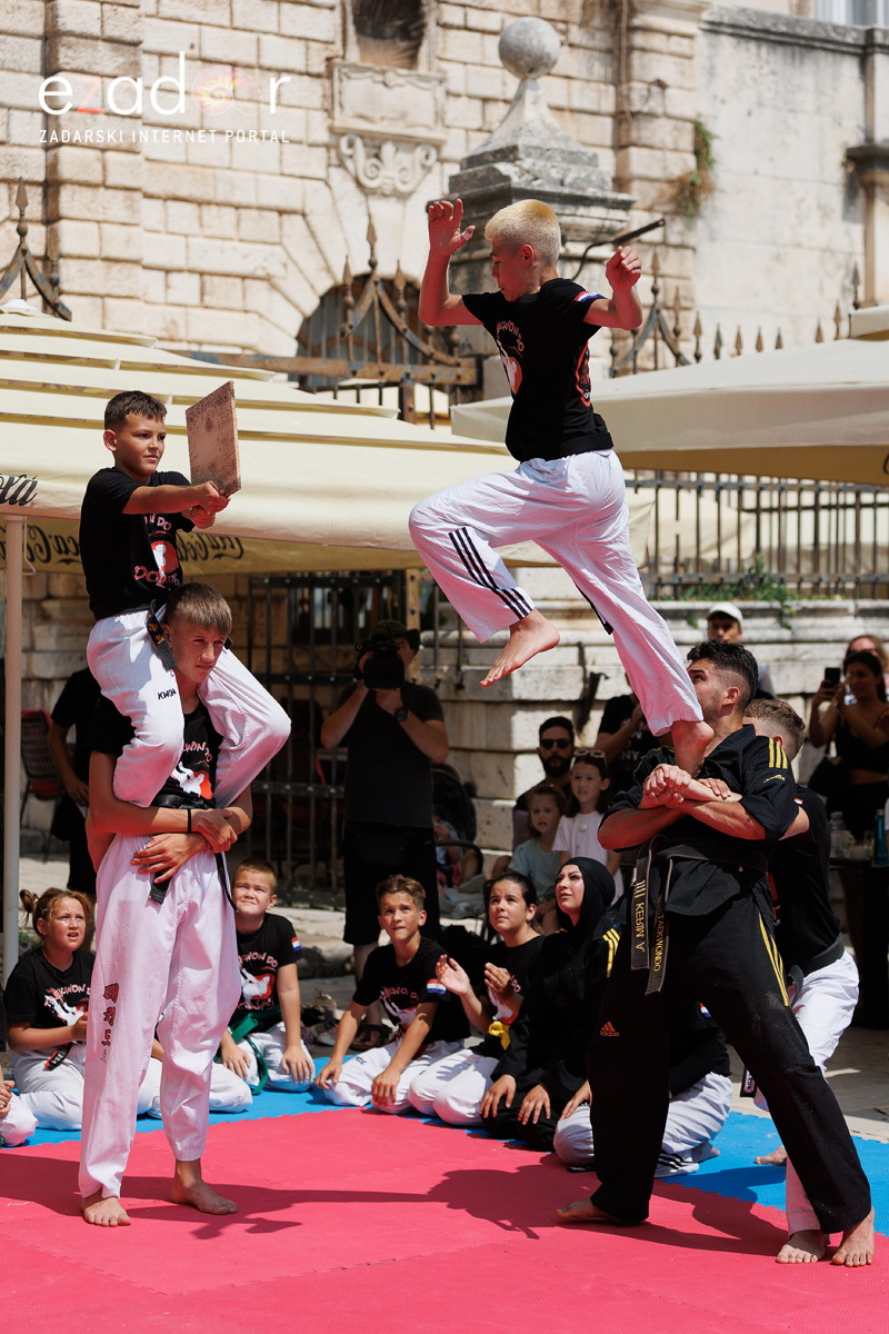 Spektakularna Taekwondo prezentacija na Narodnom trgu