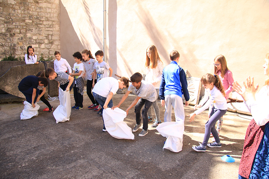 OŠ Zadarski otoci: “Igrajmo se igrajmo-igre dida moga”