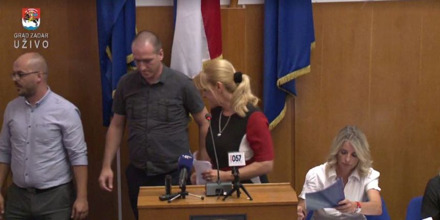 Sjednica Gradskog vijeća, Irena Dragić Sjednica Gradskog vijeća, Irena Dragić