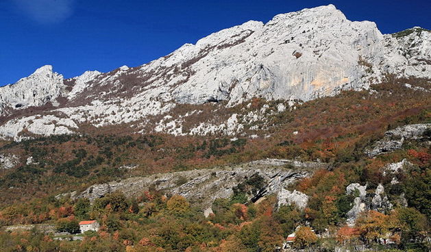 Paklenica: Boje jeseni, Foto: Mladen Radolovic Mrlja