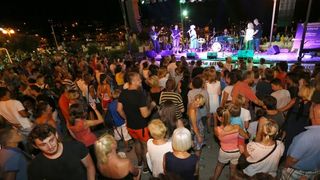 Tisno: Koncert Danijele Martinović u sklopu 10. međunarodne trke tovara, Photo: Dusko Jaramaz/PIXSELL Tisno: Koncert Danijele Martinović u sklopu 10. međunarodne trke tovara, Photo: Dusko Jaramaz/PIXSELL