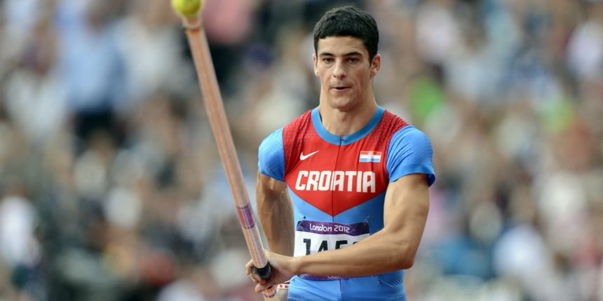 London, 080812.Olimpijski stadion.Ivan Horvat mladi hrvatski atleticar tokom kvalifikacija u skoku s motkom tokom Olimpijskih Igara u Londonu.Foto: Drago Sopta / CROPIX London, 080812.Olimpijski stadion.Ivan Horvat mladi hrvatski atleticar tokom kvalifikacija u skoku s motkom tokom Olimpijskih Igara u Londonu.Foto: Drago Sopta / CROPIX