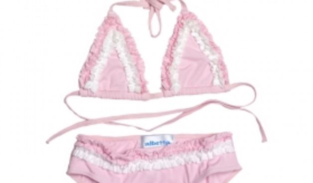 Ružičasti bikini (foto: www.rosiepose.com)