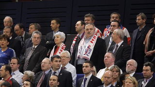 Bec, 310110.
Austrija je domacin EURO 2010 u rukometu od 19-31 01.10. U Becu se igraju utakmice poufinala i finala. Polufinale su izborile reprezentacije Islanda, Francuske, Poljske i Hrvatske. U polufinalnim utakmicama finale su izborile reprezentacije F