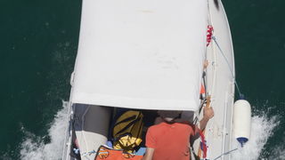 Zadar, 040711.
Pomorski promet ispod mosta u Zdrelcu vrlo je intenzivan za vrijeme ljetnih mjeseci. Prolaz imedju otoka Ugljana i Pasmana najblizi je put zadarskog podrucja prema Kornatima i otocima zadarskog arhipelaga.
Na slici: brodovi slikani s mosta Zadar, 040711.
Pomorski promet ispod mosta u Zdrelcu vrlo je intenzivan za vrijeme ljetnih mjeseci. Prolaz imedju otoka Ugljana i Pasmana najblizi je put zadarskog podrucja prema Kornatima i otocima zadarskog arhipelaga.
Na slici: brodovi slikani s mosta