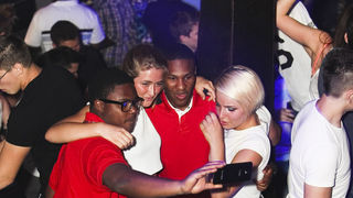 Zagreb, 28.06.2014. – A SADA PRAVAC: ZRCE – Na zatvaranju klupske sezone u punom Aquariusu (A2), Deejay Hrc (resident Zrce Spring Break festivala) dobru vibru ucinio je izvrsnom. Partijalo se do jutra uz najbolje iz EDM/commercial/trap/bass tvornice.