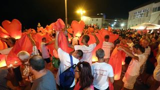 Vodice: Puštanjem lampiona obilježena 10. obljetnica Kornatske tragedije Vodice: Puštanjem lampiona obilježena 10. obljetnica Kornatske tragedije