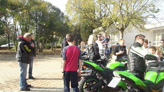 “Beštije” posjetile OŠ Šimuna Kožičića Benje “Beštije” posjetile OŠ Šimuna Kožičića Benje