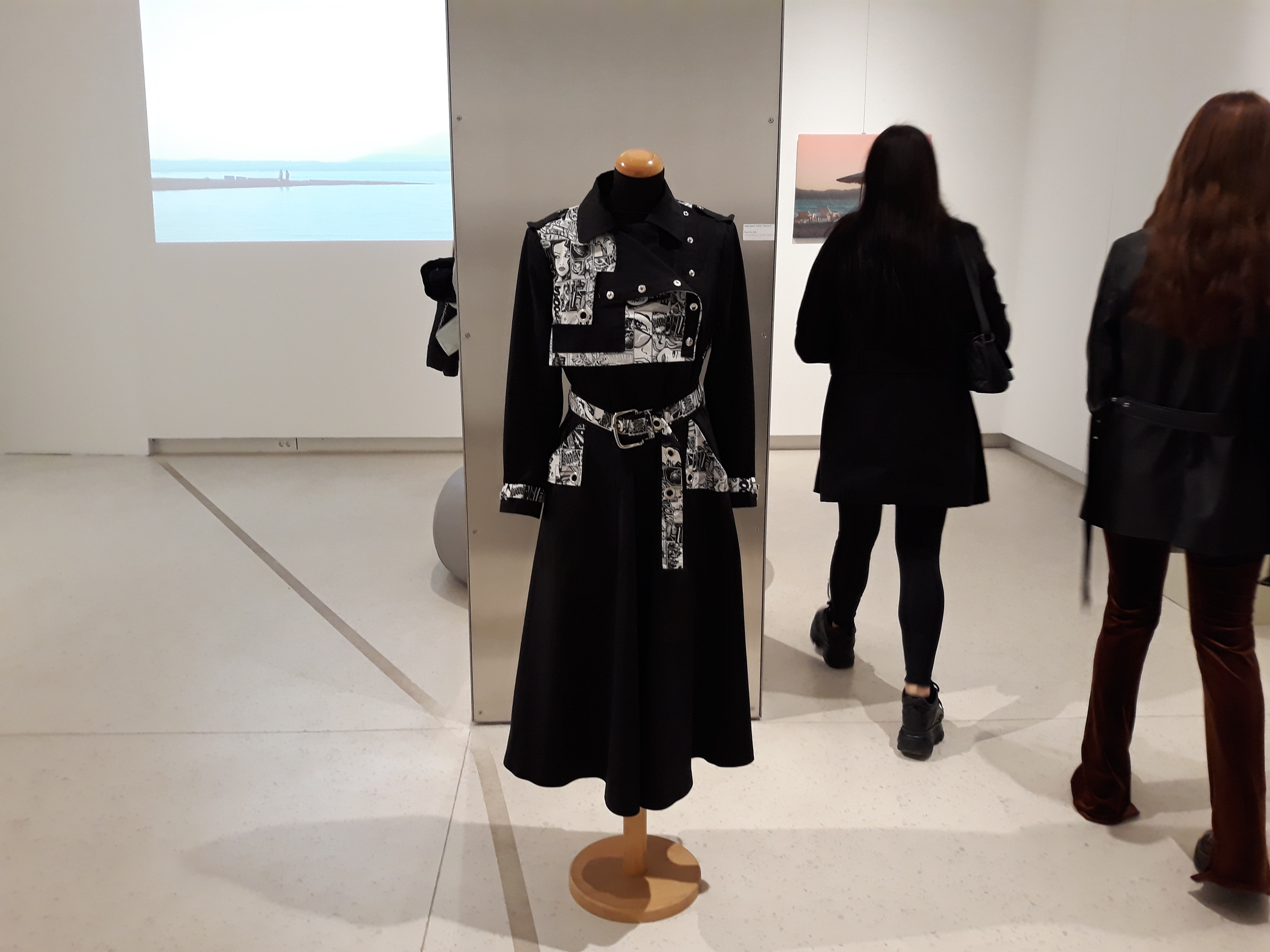 Iz profesorskih atelja – izložba nastavnika ŠPUD-a Iz profesorskih atelja – izložba nastavnika ŠPUD-a