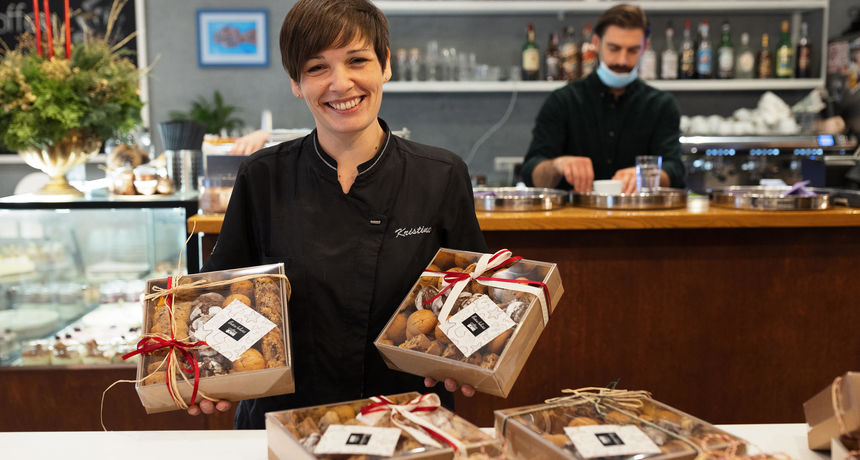 Fina “Zimska torta” i pet vrsta toplih čokolada – pravi blagdanski gušt u Coffee&Cake-u Fina “Zimska torta” i pet vrsta toplih čokolada – pravi blagdanski gušt u Coffee&Cake-u
