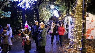 Zagrebački Advent ove godine pun je svjetla i šarenila