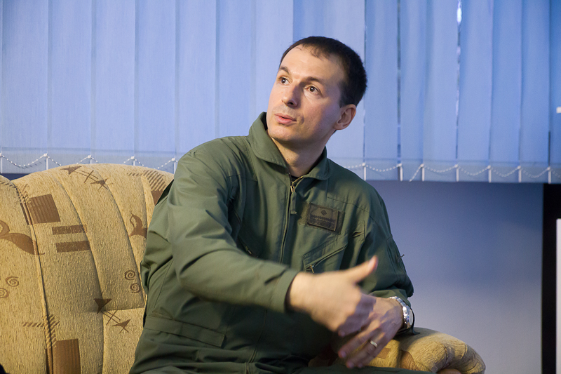 NVG letovi Eskadrile helikoptera u Zemuniku, foto: Darko Belančić NVG letovi Eskadrile helikoptera u Zemuniku, foto: Darko Belančić