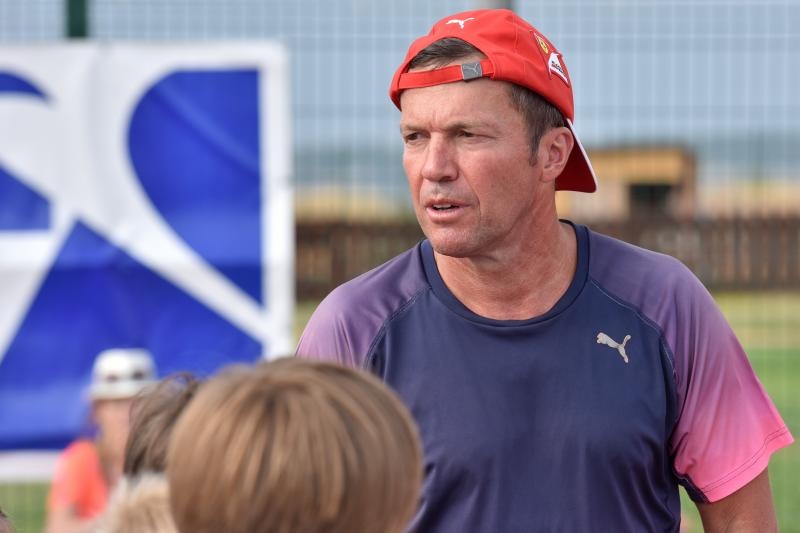 Nogometna zvijezda Lothar Matthaus na Punta Skali učio djecu nogometu