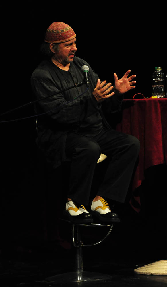 Zadar, 06.03.2013. snimio: Nenad Marčev,
Monodrama Zijaha Sokolovića,
Međuigre 0-24,
Redatelj Zijah Sokolović,
Dvorana HNK Zadar Zadar, 06.03.2013. snimio: Nenad Marčev,
Monodrama Zijaha Sokolovića,
Međuigre 0-24,
Redatelj Zijah Sokolović,
Dvorana HNK Zadar