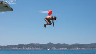 Meta feštica od balona i Ballon Jump