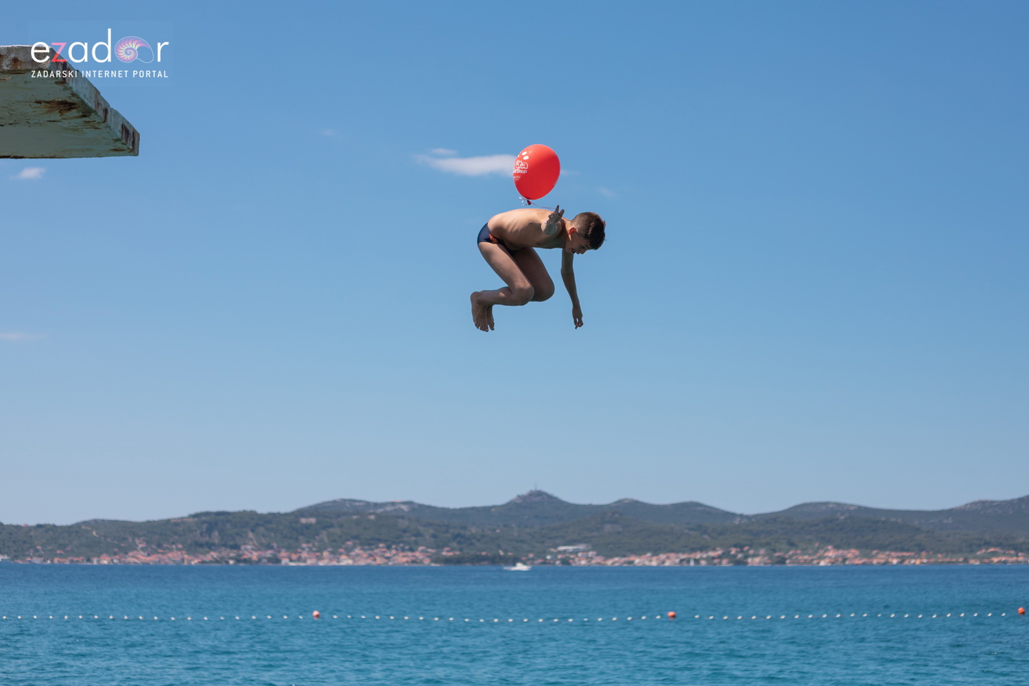 Meta feštica od balona i Ballon Jump