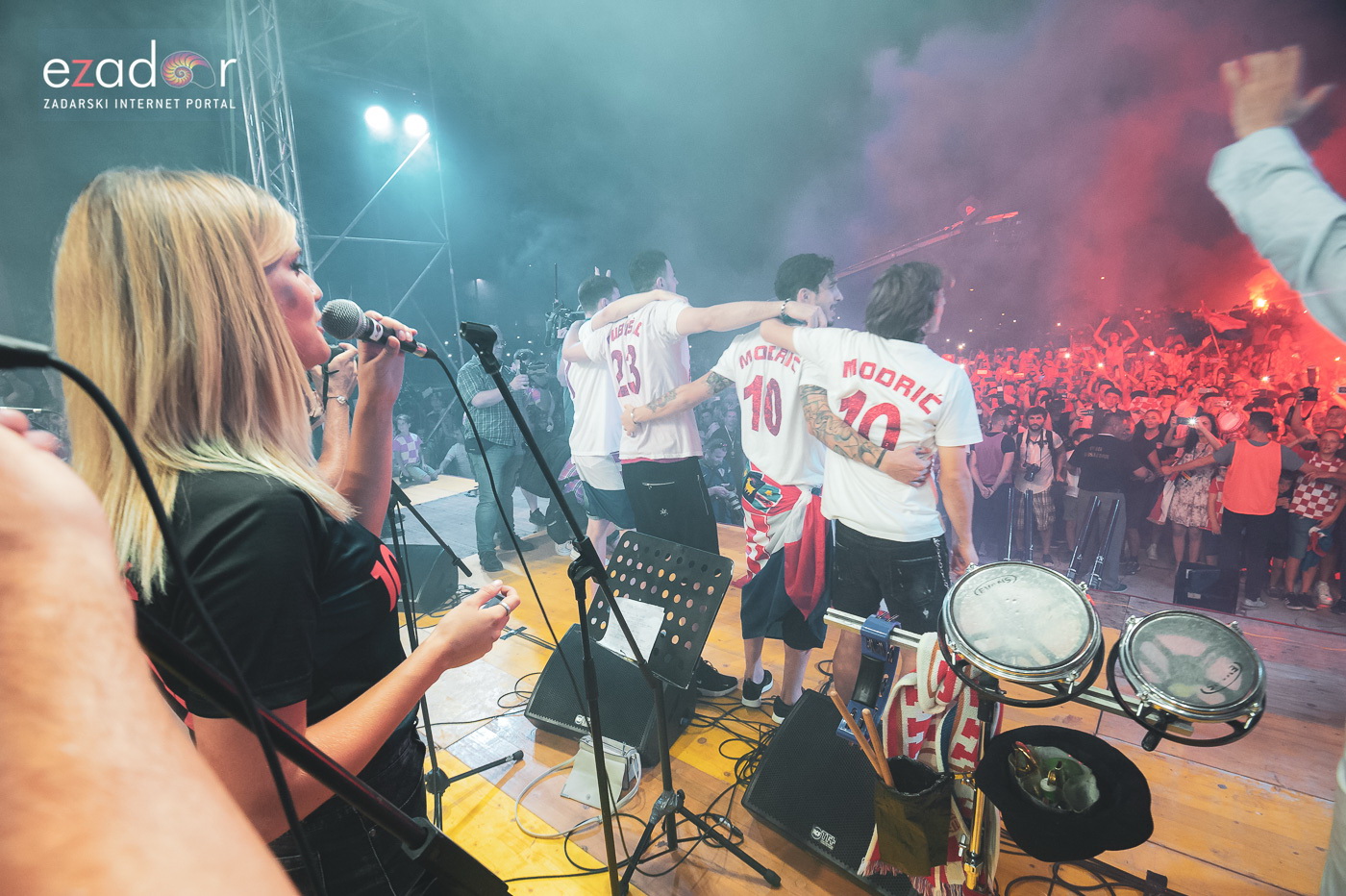 Zadar priredio čudesan doček svojim Vatrenim herojima (1)