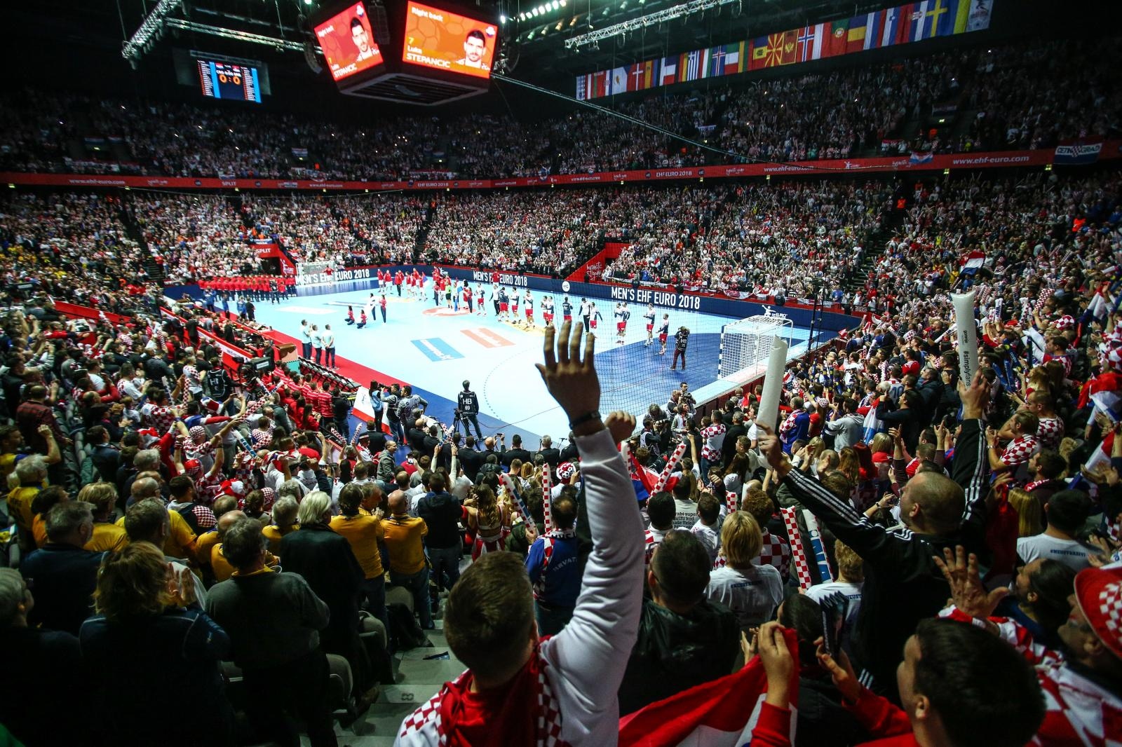 Spaladium Arena, Split – Europsko rukometno prvenstvo, skupina A, 1. kolo, Hrvatska – Srbija. Spaladium Arena, Split – Europsko rukometno prvenstvo, skupina A, 1. kolo, Hrvatska – Srbija.