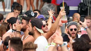 Zrće: Drugi dan Hideout festivala privukao je mnogobrojnu publiku na after beach party, Photo: Luka Stanzl/PIXSELL Zrće: Drugi dan Hideout festivala privukao je mnogobrojnu publiku na after beach party, Photo: Luka Stanzl/PIXSELL