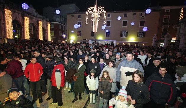 Doček Nove 2009. na Narodnom trgu (foto: Marin Gospić)