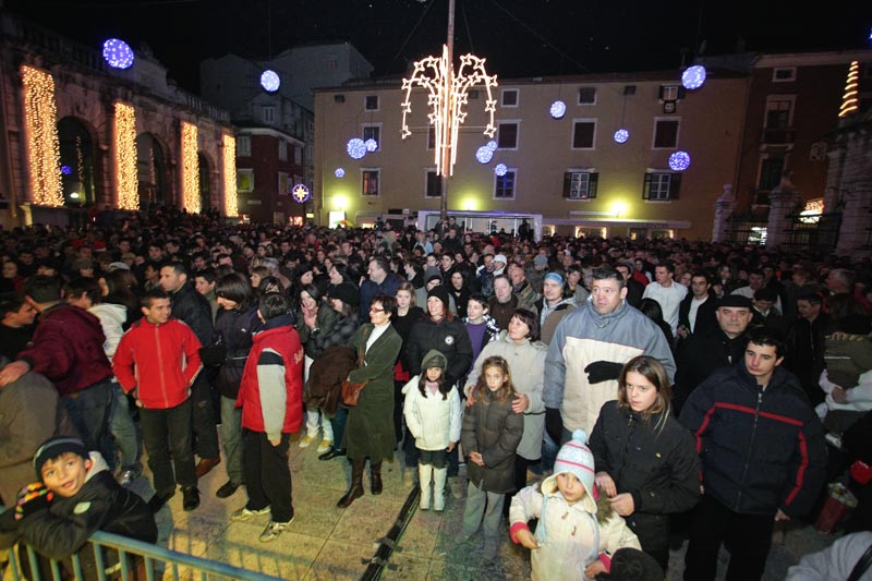Doček Nove 2009. na Narodnom trgu (foto: Marin Gospić)