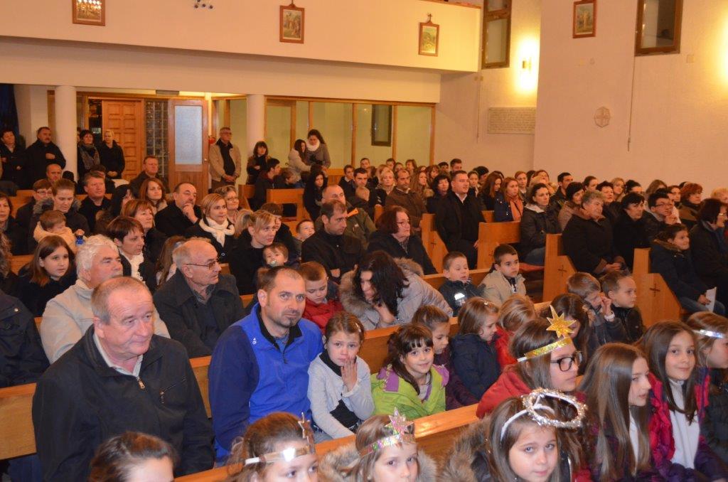 Humanitarni božićni koncert u Zemuniku 2. siječnja 2016.