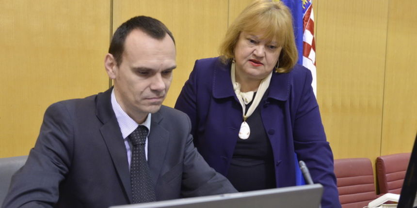 Zagreb, 150213.
Redovita sjednica Hrvatskog Sabora,sa dnevnim redom  Izvjesce o stanju u prostoru u Republici Hrvatskoj za razdoblje za razdoblje od 2008. do 2012. godine.
Na fotografiji: Anka Mrak Taritas.
Foto: Admir Buljubasic / CROPIX