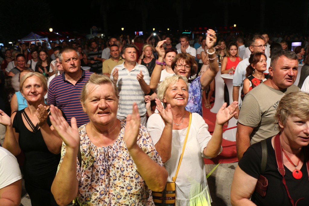 Večer arija i šansona na Viru: Đani & Nera