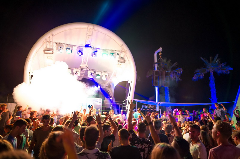 Aquarius: After beach party i Fresh island opening Aquarius: After beach party i Fresh island opening