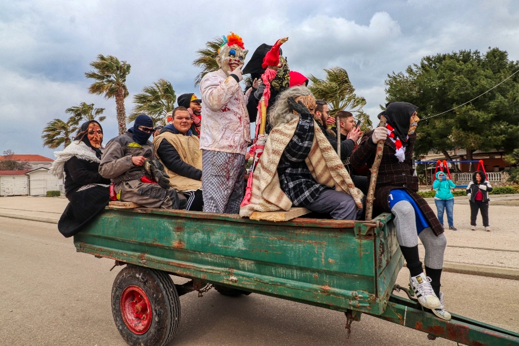 Sinoć su paljenjem Karnevala okončane tradicijske virske maškare