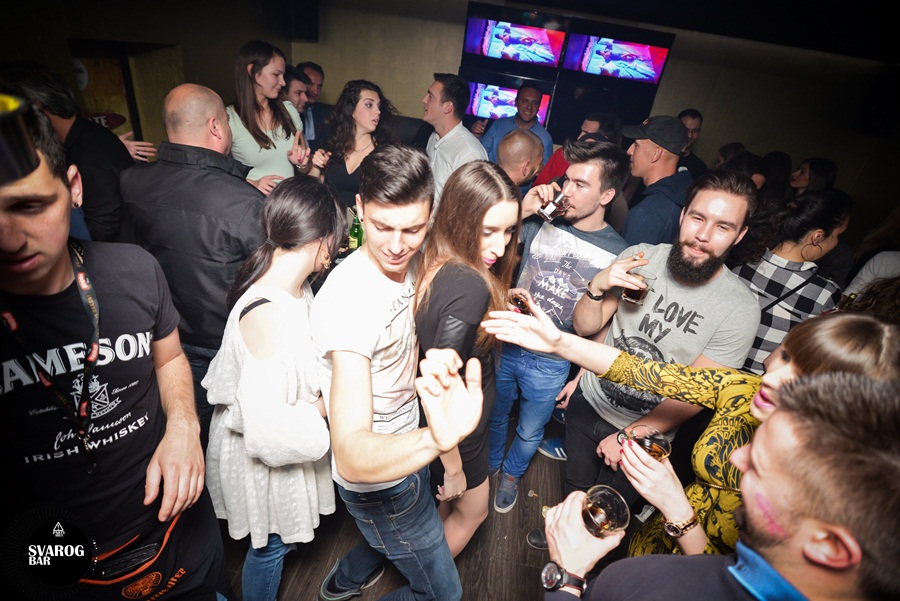 Subotnji party u Svarog baru