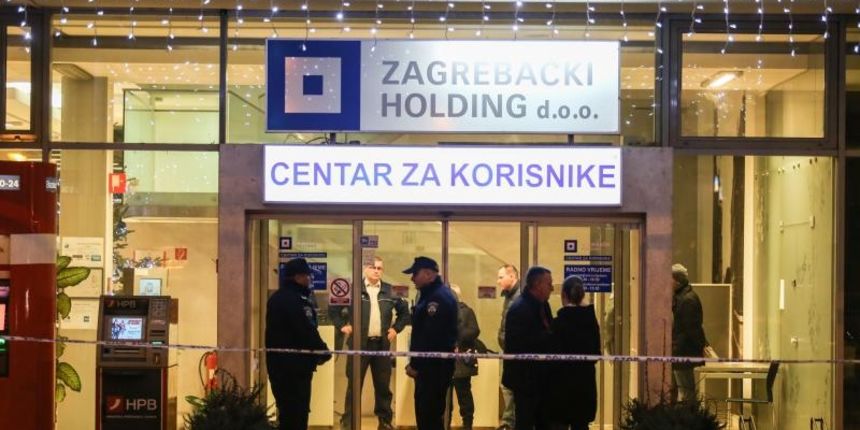 Oružana pljačka u poslovnici Zagrebačkog holdinga Oružana pljačka u poslovnici Zagrebačkog holdinga