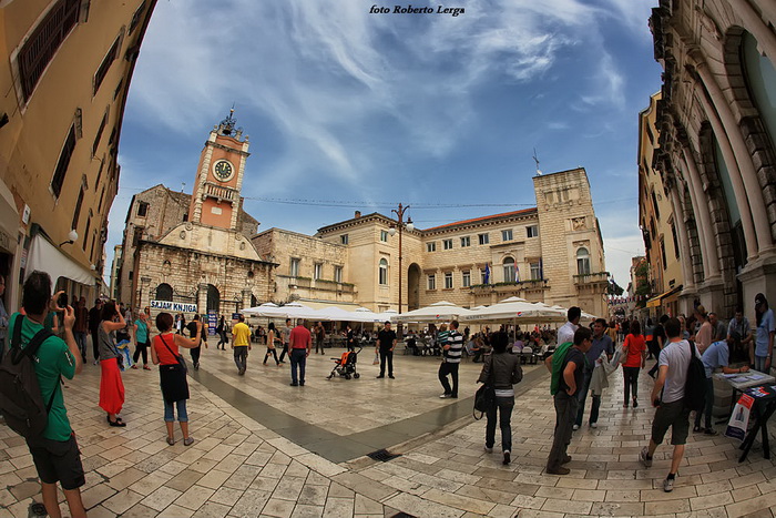 Skitnja gradom 30. travnja 2013. Foto: Roberto Lerga Skitnja gradom 30. travnja 2013. Foto: Roberto Lerga