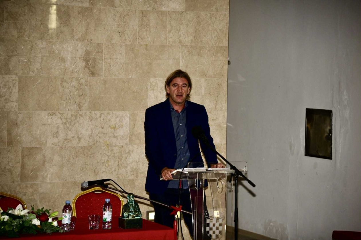 c7269a34-fafa-4e5a-b911-2fc5543d0d0d c7269a34-fafa-4e5a-b911-2fc5543d0d0d