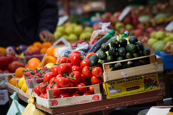 Đir po pijaci, 17. travnja 2012. (foto:Saša Čuka)