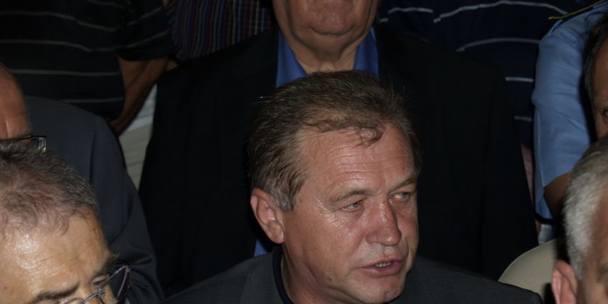 Sanader u posjeti ozljedjenim vatrogascima Sanader u posjeti ozljedjenim vatrogascima