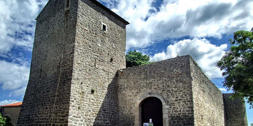 Benkovac – kaštel Benković, foto: Leonard Kvarantan