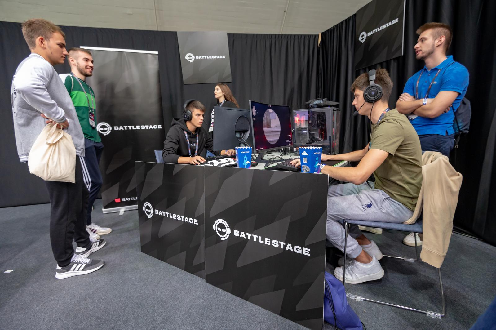 UREĐIVANJE GALERIJE: Međunarodna konferencija Infobip Shift počela na Višnjiku UREĐIVANJE GALERIJE: Međunarodna konferencija Infobip Shift počela na Višnjiku