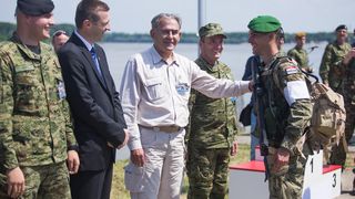 Ante Jović ponio titulu najspremnijeg vojnika na godišnjem natjecanju Hrvatske vojske Ante Jović ponio titulu najspremnijeg vojnika na godišnjem natjecanju Hrvatske vojske
