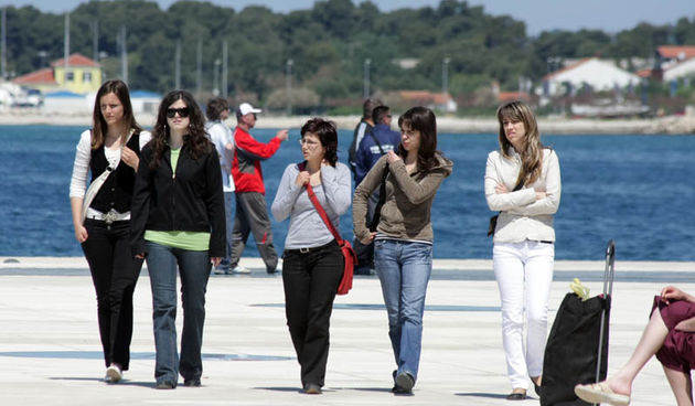 Đir po gradu, 8. svibnja 2008., mladi, djevojke